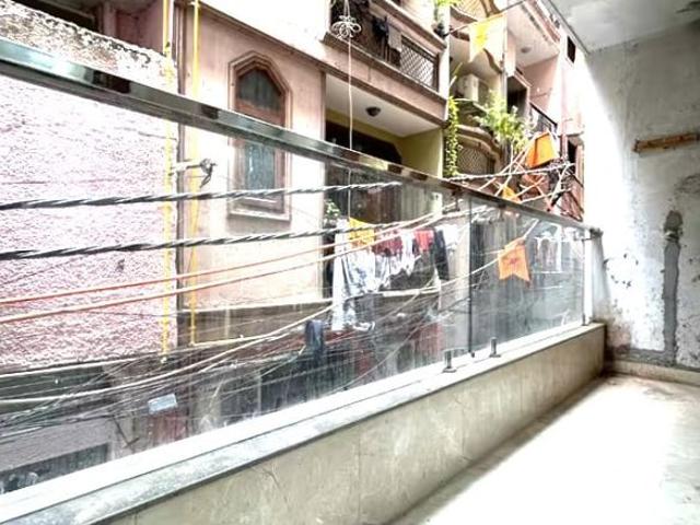 3 Bedroom 90 Sq.Yd. Builder Floor in Govindpuri Delhi Listing ID: #10021
