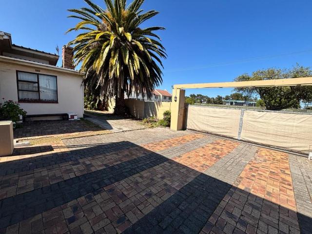 1 Bedroom cottage to rent in Fairfield Estate, Parow