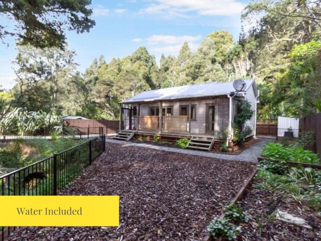 3 bedroom cottage in Laingholm!