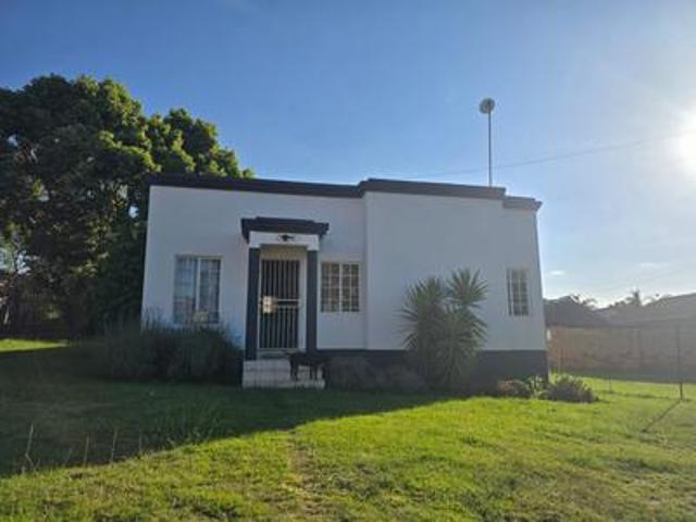 3 bedroom compact house on the marke.