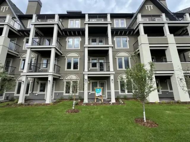 3 Bedroom Condo Calgary AB 102715209