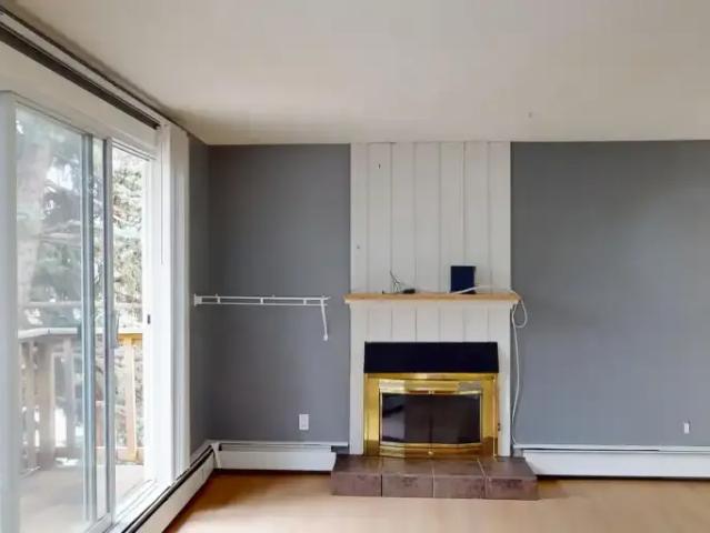 3 Bedroom Condo Calgary AB 102846550