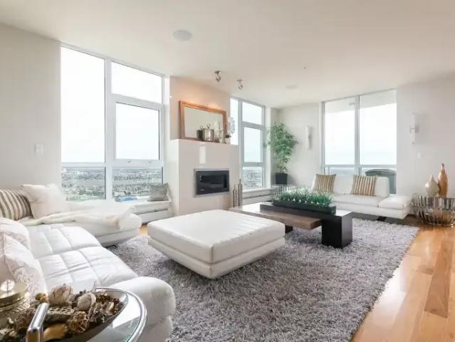 3 Bedroom Condo Calgary AB 103840241