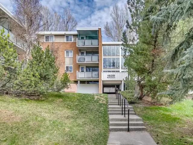 3 Bedroom Condo Calgary AB 104181527
