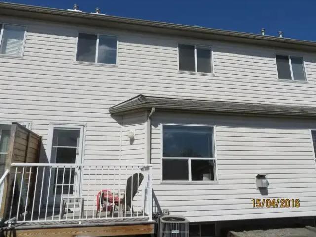 3 Bedroom Condo Calgary AB LS102883509