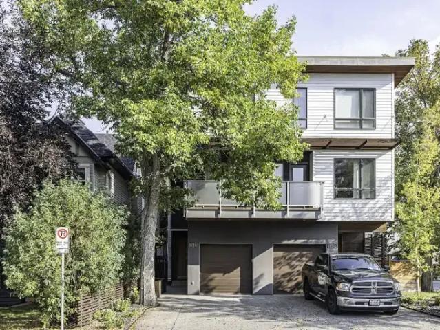 3 Bedroom Condo Calgary AB LS103090806