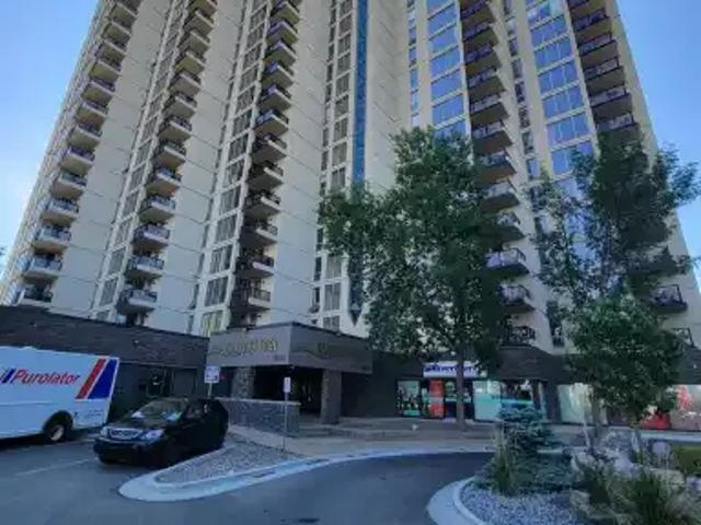 3 Bedroom Condo Edmonton AB 104106590
