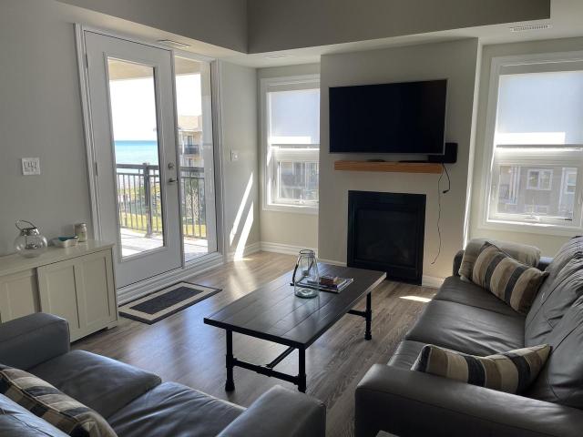 3 Bedroom Condo for Rent at 5 302 5 Anchorage Cres. #1, Collingwood, ON L9Y 0Y6