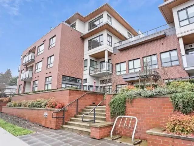 3 Bedroom Condo Vancouver BC 103395623