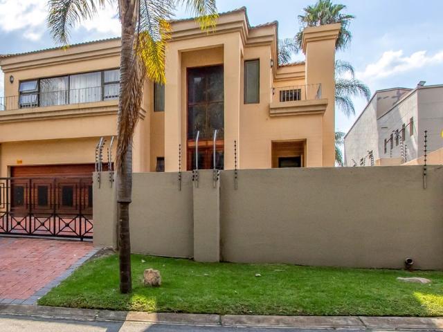 3 Bedroom Cluster To Let in Lonehill