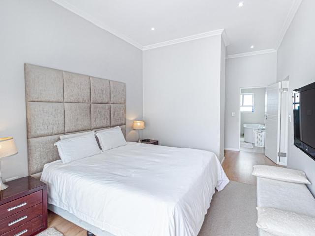 3 Bedroom townhouse sectional sold in Bryanston, Sandton