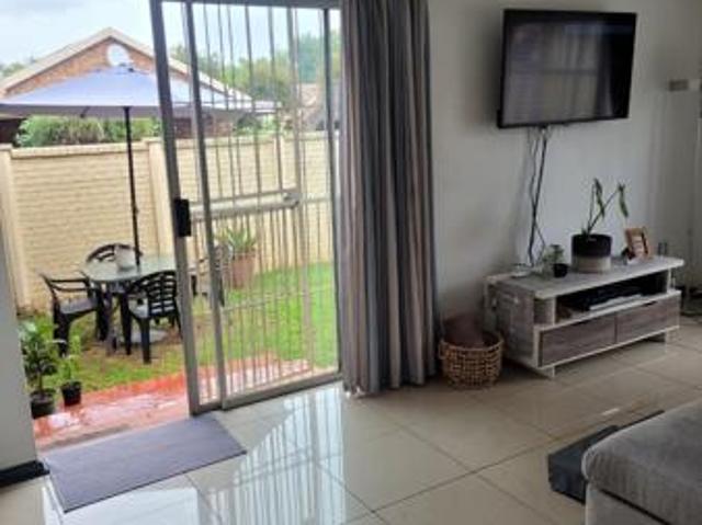 3 Bedroom Cluster in Vanderbijlpark SE