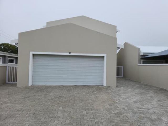 3 Bedroom Cluster in Vredendal