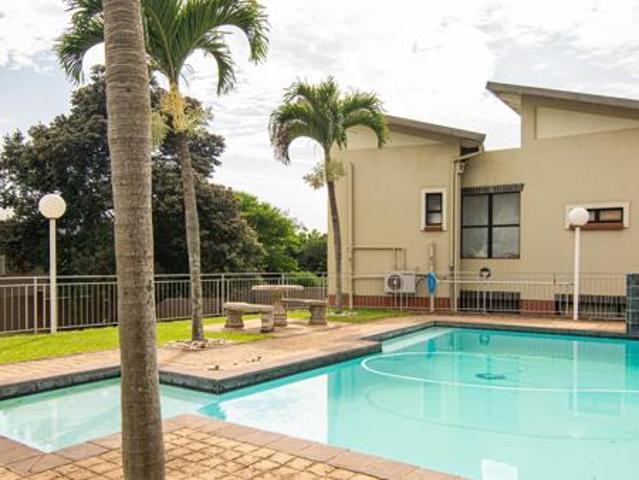 3 Bedroom Cluster in Zinkwazi Beach