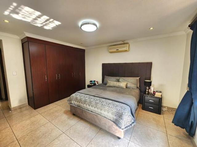 3 Bedroom Cluster in Barbeque Downs