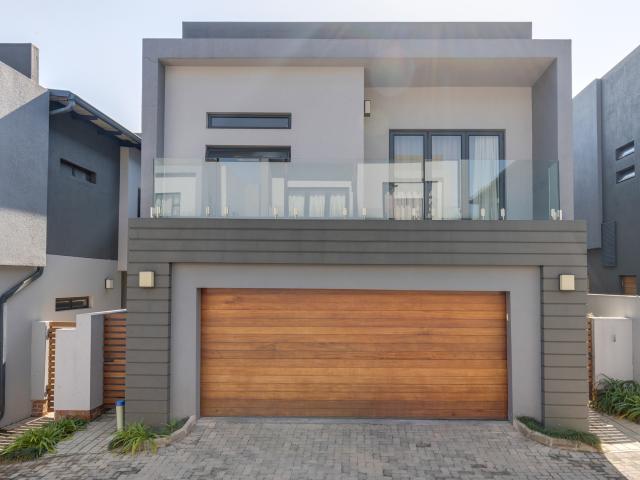 3 Bedroom Cluster in Bryanston