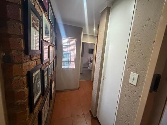 3 Bedroom Cluster in Freeway Park