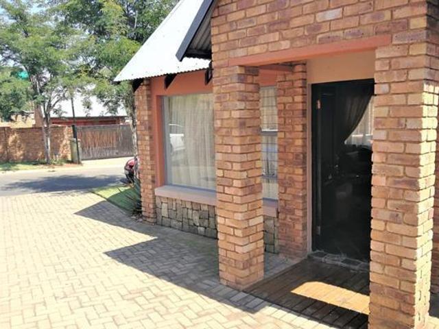 3 Bedroom Cluster in Glen Marais