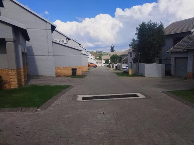 3 Bedroom Cluster in Halfway Gardens