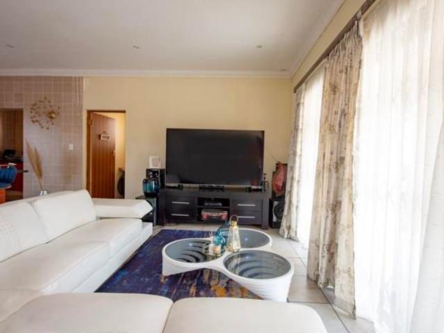 3 Bedroom Cluster in Heidelberg Central
