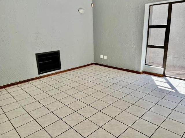 3 Bedroom Cluster in Hyde Park