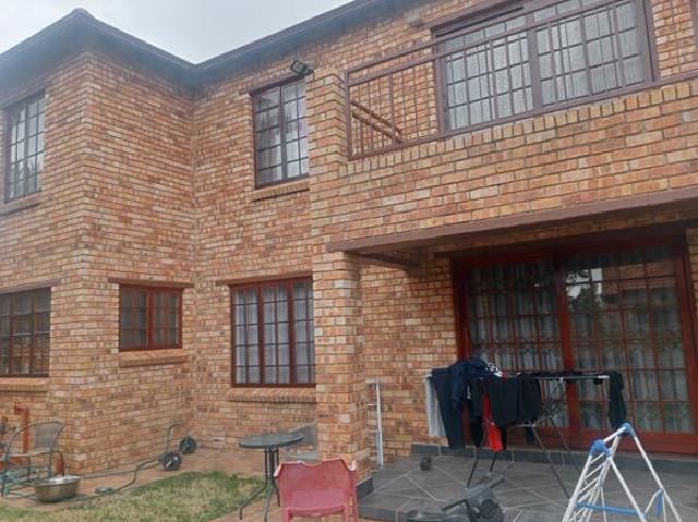 3 Bedroom Cluster in Kyalami Hills