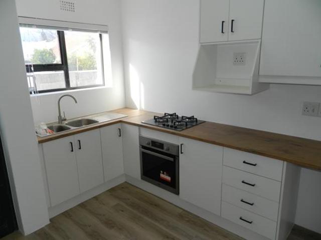 3 Bedroom Cluster in Paarl Central