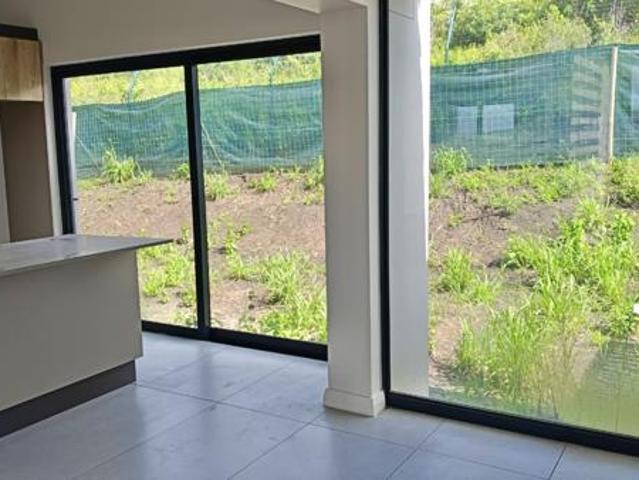 3 Bedroom Cluster in Palm Lakes Estate