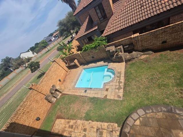 3 Bedroom Cluster in Pinehaven