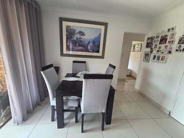 3 Bedroom Cluster in Pinehaven