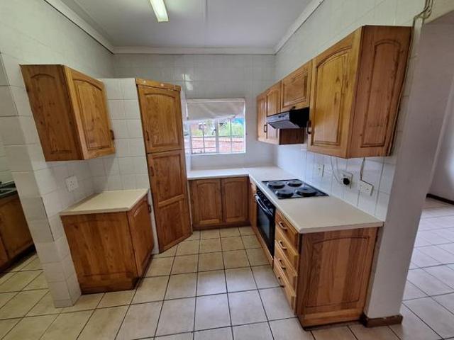 3 Bedroom Cluster in Steiltes
