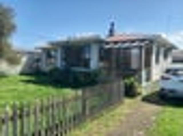 3 BEDROOM, ALI JOINERY, 97SQM RESITED & PILED