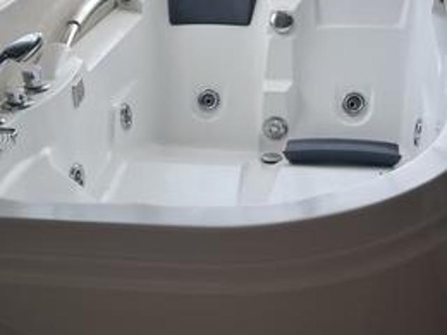 3 bedroom all ensuite plus sq for rent