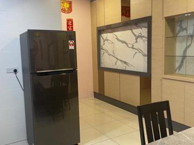 3 bedroom Apt The Peak Bintulu