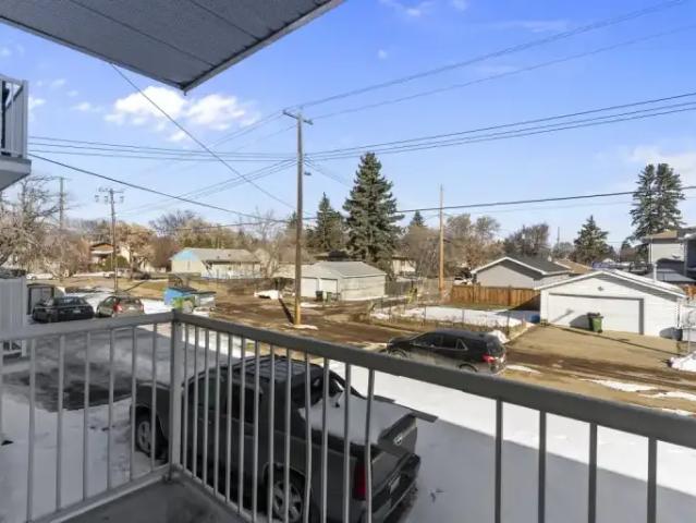 3 Bedroom Apartment Montreal QC 102338880