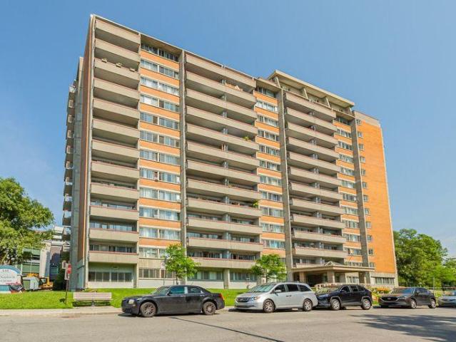 3 Bedroom Apartment Montreal QC 96307457
