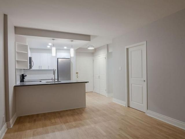 3 Bedroom Apartment Montréal QC 98313441