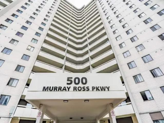3 Bedroom Apartment North York ON 102338823
