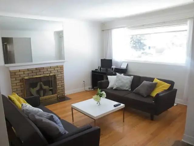 3 Bedroom Apartment Ottawa ON 103338292