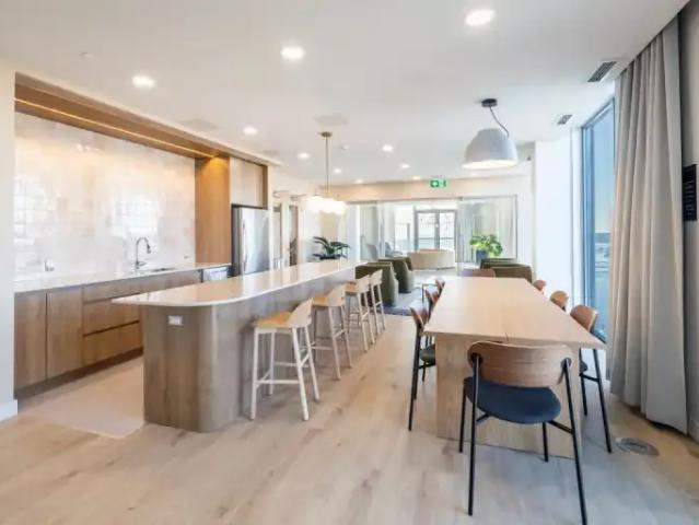 3 Bedroom Apartment Ottawa ON LS102203818