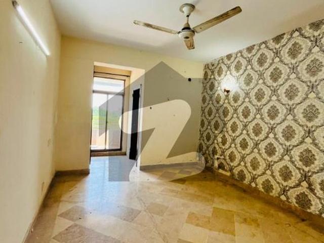 3 Bedroom Apartment Available For Rent G 11 Markaz