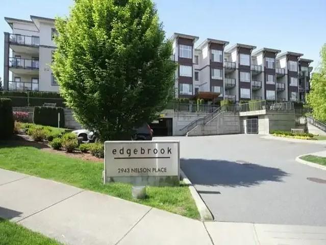3 Bedroom Apartment Abbotsford BC 104972459