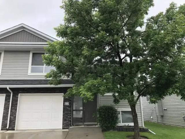 3 Bedroom Apartment Airdrie AB 104470660