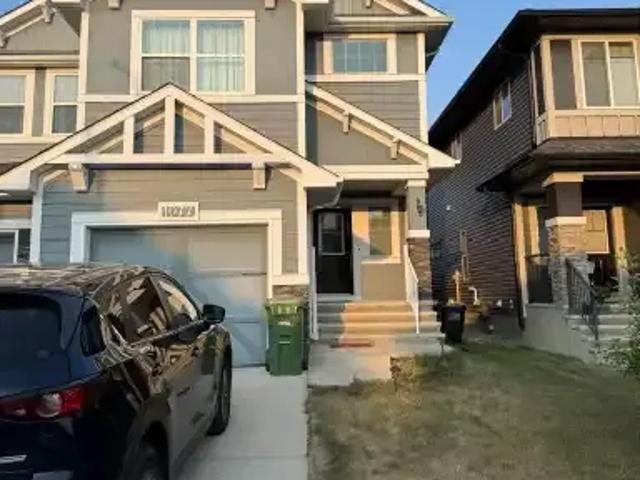 3 Bedroom Apartment Airdrie AB 105047969