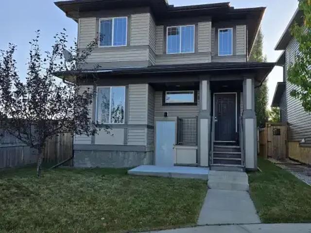 3 Bedroom Apartment Airdrie AB 101366911
