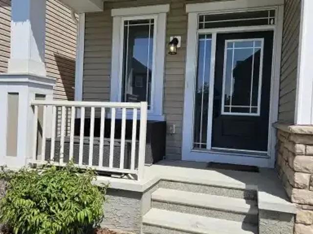 3 Bedroom Apartment Airdrie AB 102847136