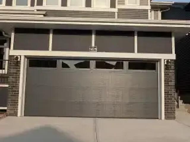 3 Bedroom Apartment Airdrie AB LS103030602