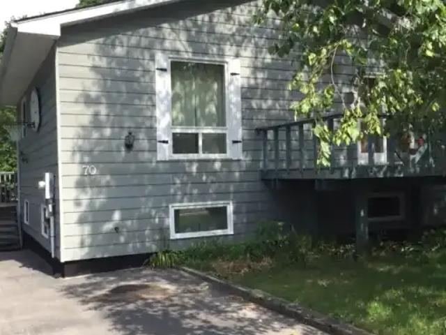 3 Bedroom Apartment Barrie ON LS101556043