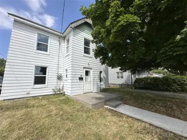 3 Bedroom Apartment Belleville ON 105185559