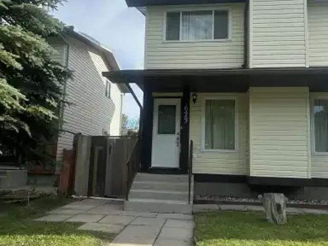 3 Bedroom Apartment Calgary AB 104142627